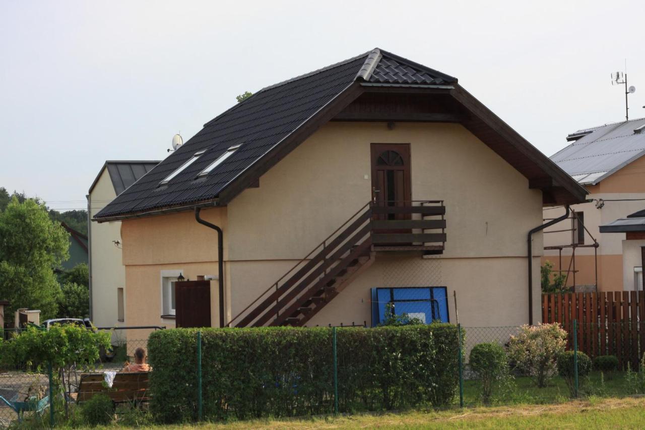Apartman Pod Cernou Horou Rožnov pod Radhoštěm Extérieur photo